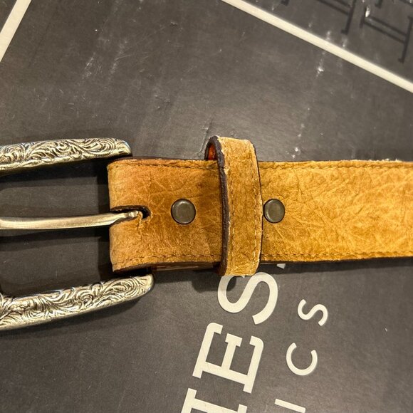 New Lucchese Classic Genuine Hippo Men's Belt Size 34, 1.5 inch wide - Picture 2 of 4